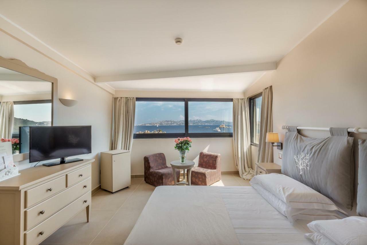 Hotel Cala Lunga La Maddalena  Esterno foto